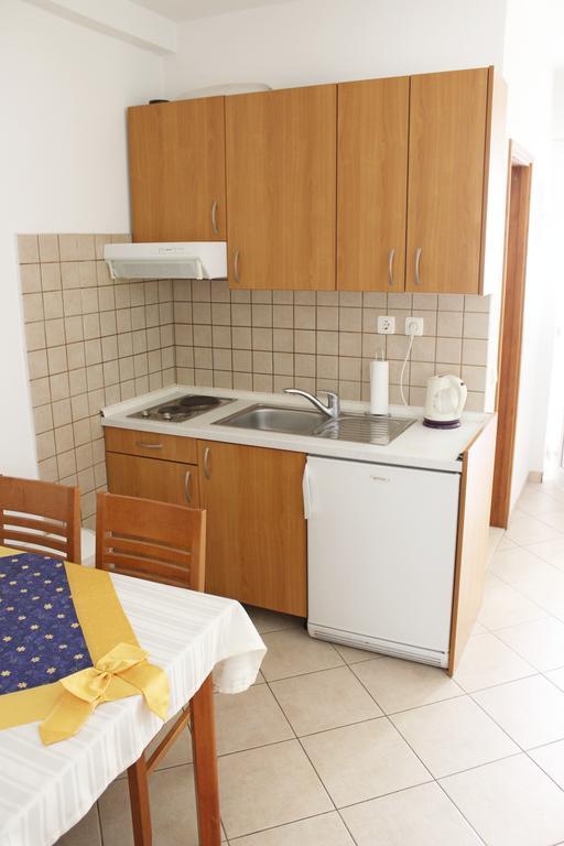 Apartments Petric Makarska Exterior photo
